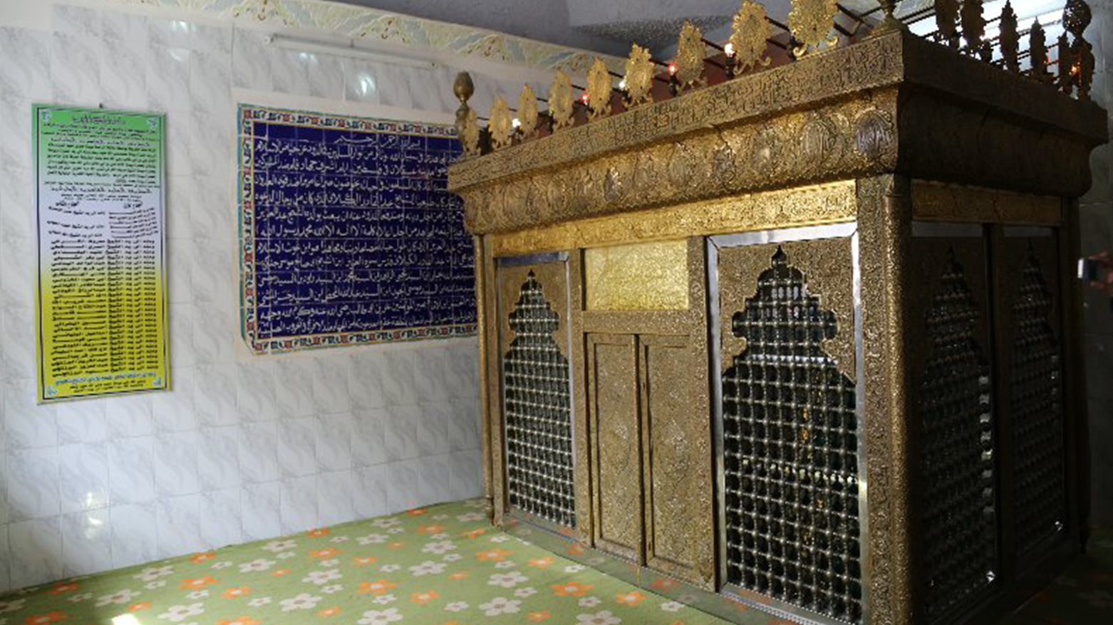 شیخ عبدالعزیر گیلانی به همراه صلاح الدین ایوبی در جنگ آزادی بیت المقدس شرکت کرده است